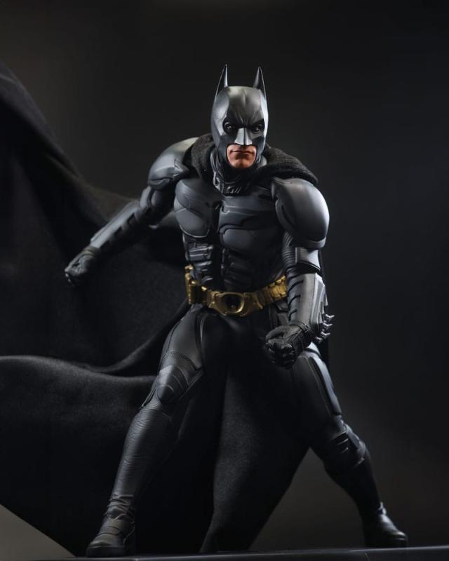 DC Direct Resin Statue DC Movie Statues Batman (The Dark Knight) 24 cm