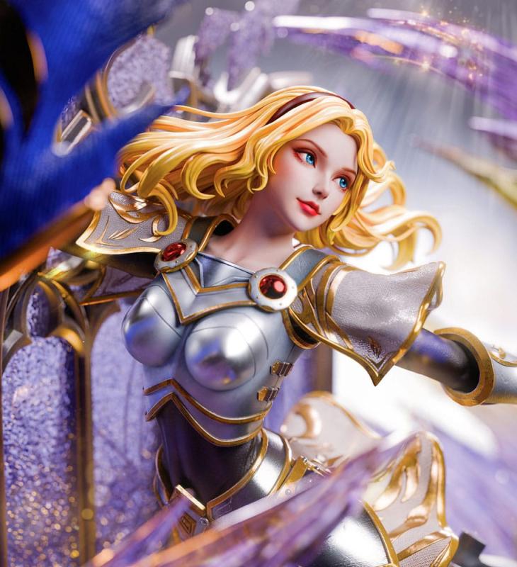 League of Legends Statue Lux 42 cm