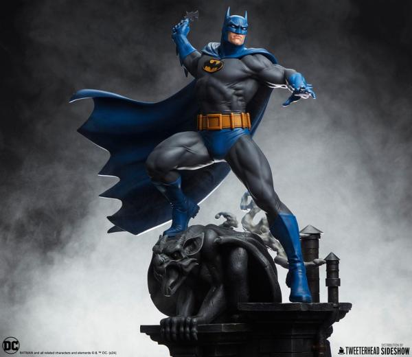 DC Comics Maquette 1/4 Batman (Retro Edition) 66 cm