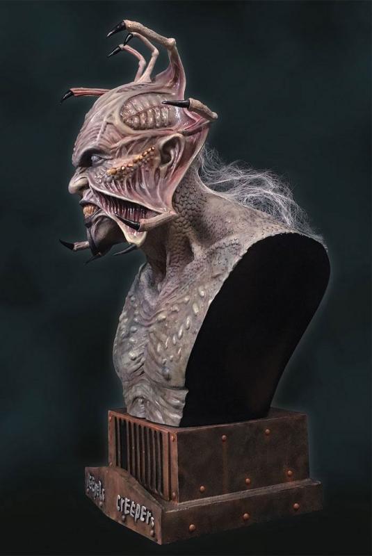 Jeepers Creepers Bust 1/1 The Creeper 76 cm - Hollywood Collectibles Group
