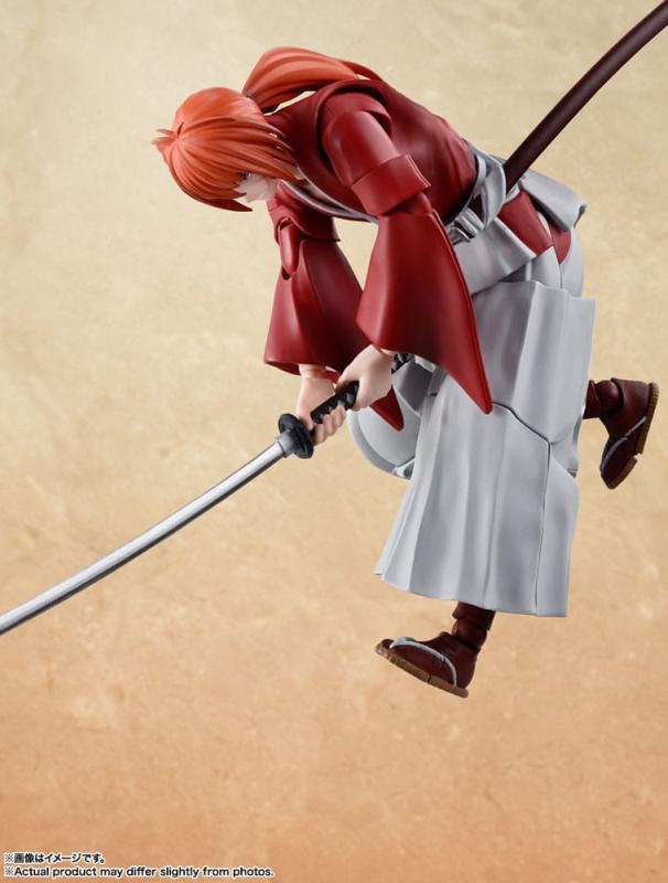 Rurouni Kenshin: Meiji Swordsman Romantic Story S.H. Figuarts Action Figure Kenshin Himura 13 cm