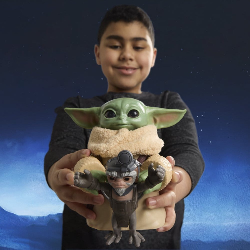 Star Wars: The Mandalorian & Grogu Electronic Action Figure Huggin' Grogu & Anzellan 17 cm 13