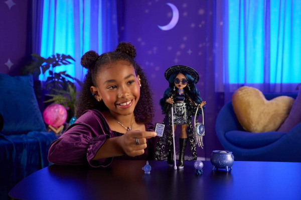 Monster High Moonspell Magic Doll Claire de Luna 1