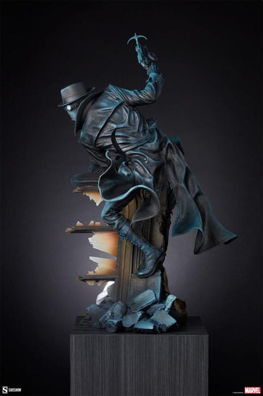Marvel: Spider-Man Noir 68 cm Premium Format Statue - Sideshow Collectibles