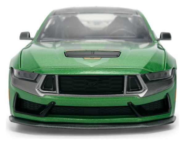 Marvel Diecast Model 1:24 Avengers Doctor Doom 2024 Ford 6