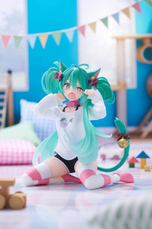Hatsune Miku PVC Statue Desktop Cute Figure Hatsune Miku Cat Ear T-Shirt Ver. 13 cm 1