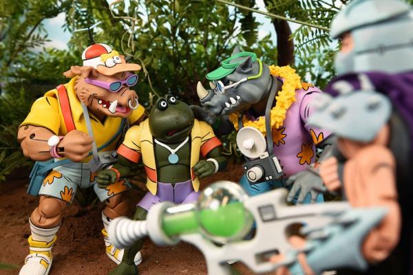 Teenage Mutant Ninja Turtles (Cartoon 1980) Action Figure 2 Pack Vacation Bebop and Rocksteady 18 cm