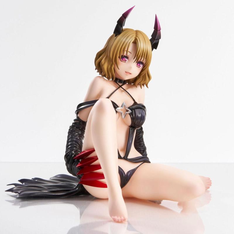 To Love-Ru Darkness Statue PVC Risa Momioka Darkness Ver. 15 cm