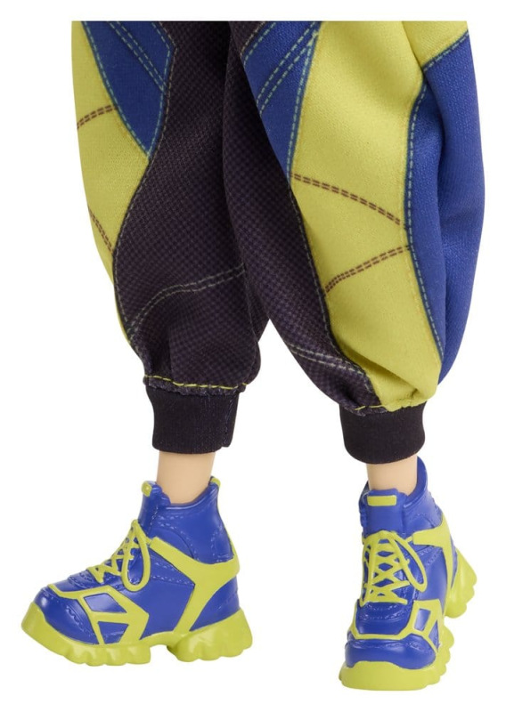 KPop Demon Hunters Doll Huntrix Zoey (How It's Done) 4