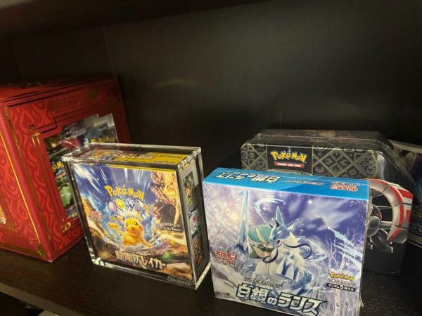 Evoretro Acrylic Display Case for Pokémon Large Japanese Booster Box 6