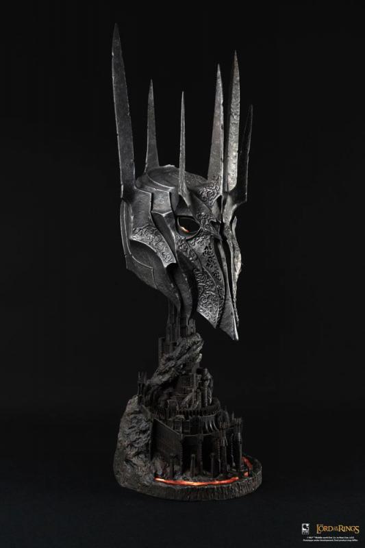 Lord of the Rings: Helm of Sauron 1/1 Replica - Pure Arts