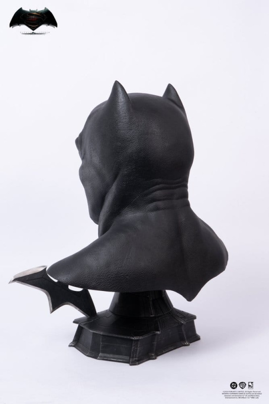 Justice League: Batman v Superman: Dawn of Justice Replica 1/1 Batman Cowl 51 cm 3
