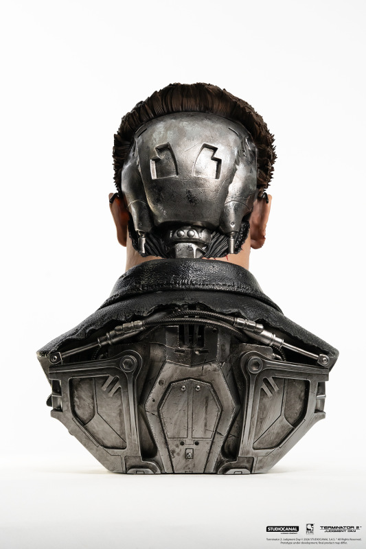 Terminator 2 : T-800 Model 101 Battle Damaged 1/1 Scale Art Mask 5