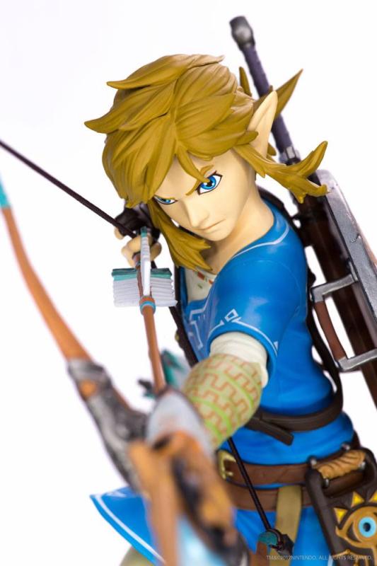 The Legend of Zelda Breath of the Wild PVC Statue Link 25 cm 5