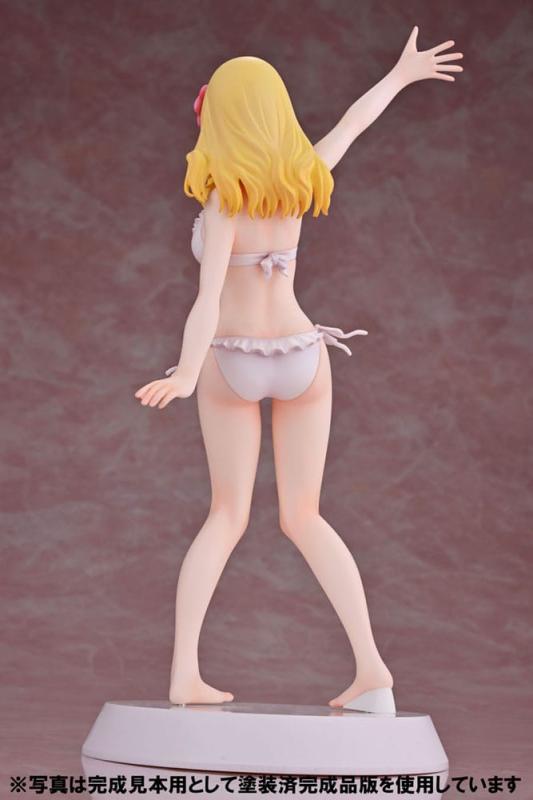 Tomo-chan Is a Girl! Queens PVC Statue 1/8 Carol Olston 22 cm 1