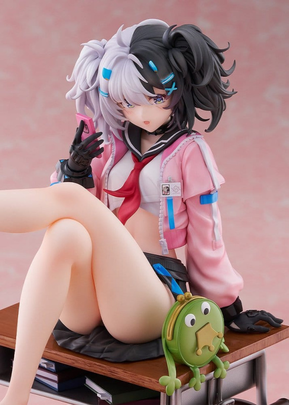 Snowbreak: Containment Zone PVC Figure 1/7 Eatchel - The Cub [Overdue Radiance] 23 cm 13