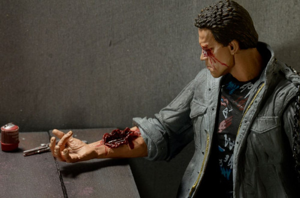 Terminator Action Figure Ultimate T-800 (Tech Noir) 18 cm 10