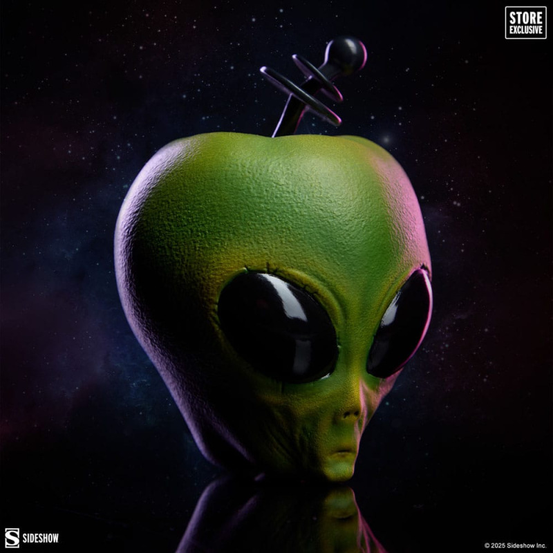 Sideshow Originals Apple Replica Alien Apple (Green Variant) 11 cm 2