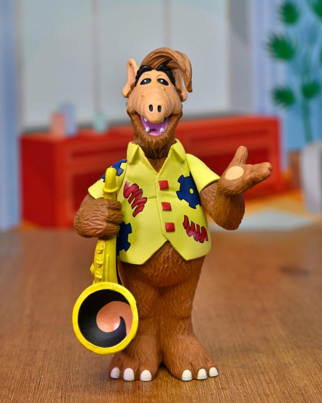 Alf Toony: Alf with Saxophone 15 cm Classic Figure - Neca