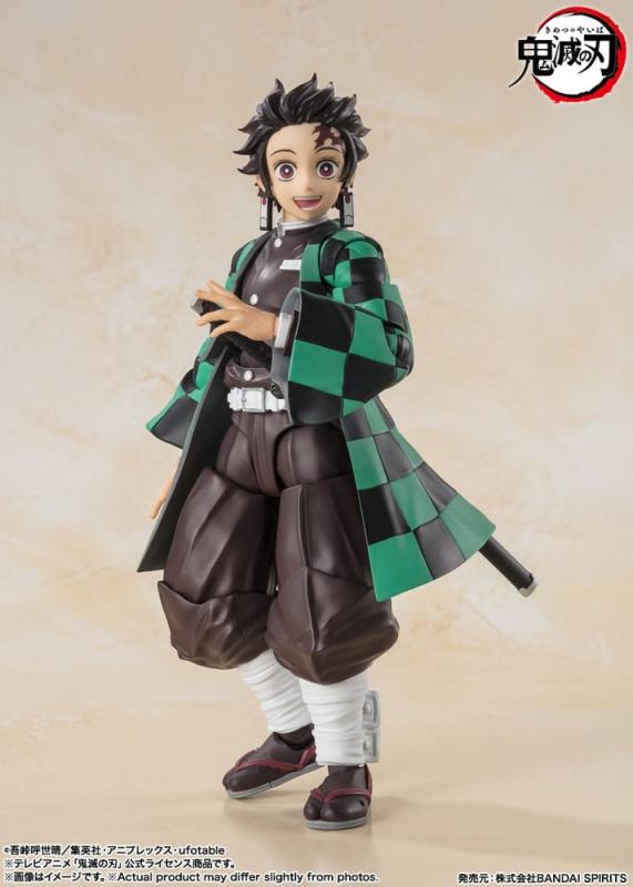 Demon Slayer: Kimetsu no Yaiba S.H. Figuarts Action Figure Tanjiro Kamado 14 cm 1