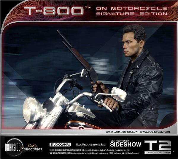 Terminator 2: Judgment Day Statue 1/4 T-800 on Motorcycle Signature Edition 50 cm