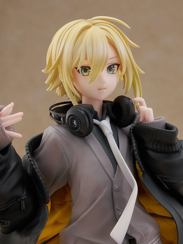 NIJISANJI PVC Statue 1/7 Uzuki Kou Illustrated by Kei Mochizuki 25 cm 2