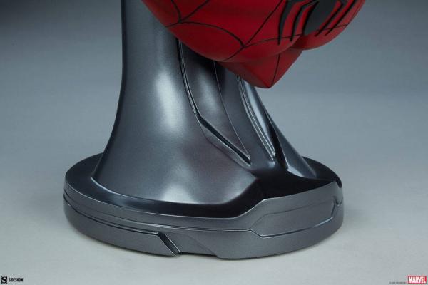 Marvel: Spider-Man 1/1 Bust - Sideshow Collectibles