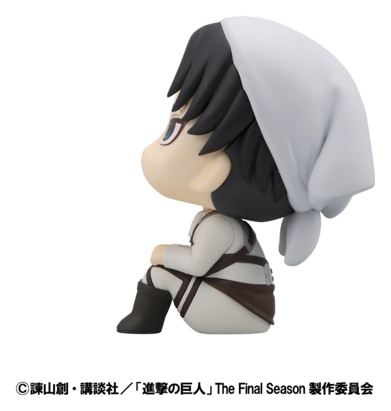 Attack on Titan Look Up PVC Statue Levi Cleaning up Ver. 11 cm 3