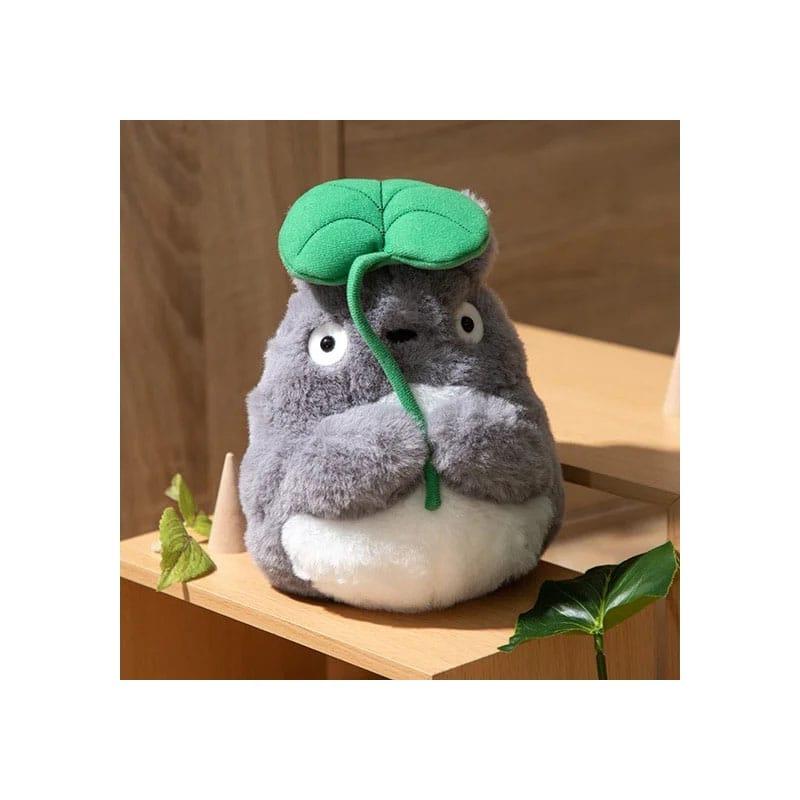 My Neighbor Totoro Nakayoshi Plush Figure Big Totoro with leaf 21 cm