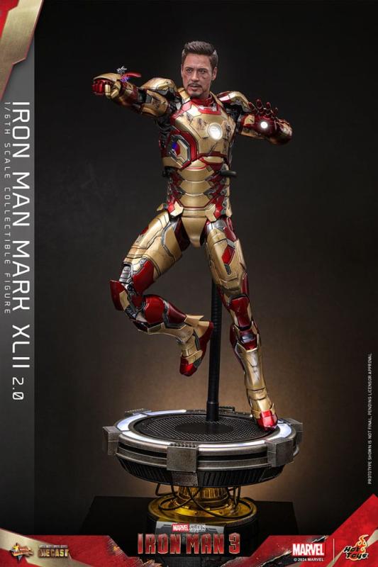 Iron Man 3 Movie Masterpiece Diecast Action Figure 1/6 Iron Man Mark XLII (2.0) 32 cm