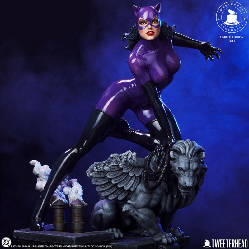 DC Comics Maquette 1/4 Catwoman (Purple Edition) 47 cm 5