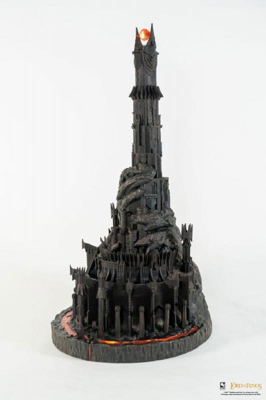 Lord of the Rings: Helm of Sauron 1/1 Replica - Pure Arts