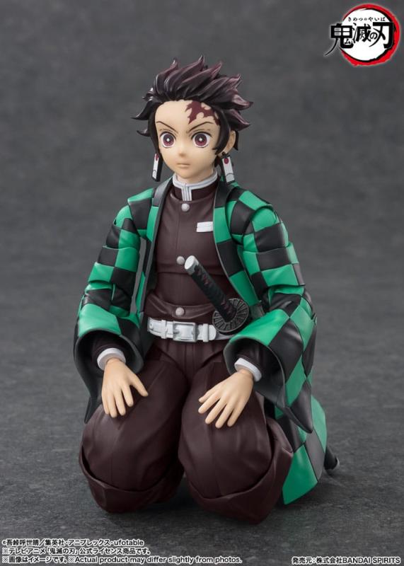 Demon Slayer: Kimetsu no Yaiba S.H. Figuarts Action Figure Tanjiro Kamado 14 cm 5