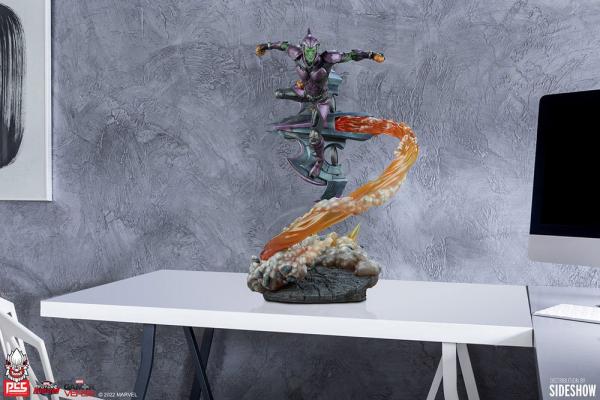 Marvel: Green Goblin 1/6 Future Revolution Statue - Premium Collectibles Studio
