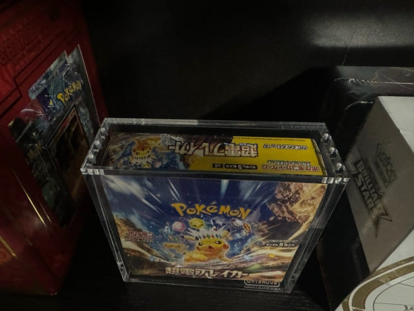 Evoretro Acrylic Display Case for Pokémon Large Japanese Booster Box 4