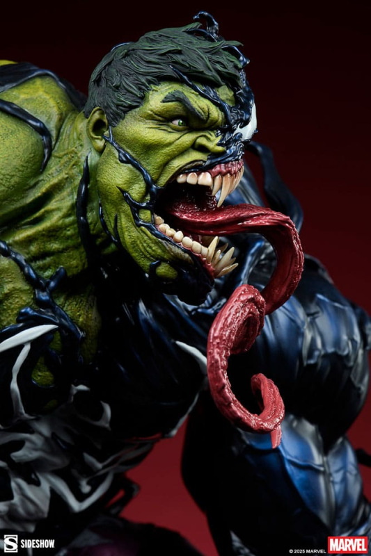 Marvel Premium Format Statue Venomized Hulk 63 cm 12