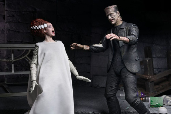 Universal Monsters Action Figures 2-Pack Bride of Frankenstein 90th Anniversary The Monster & His Ma 4