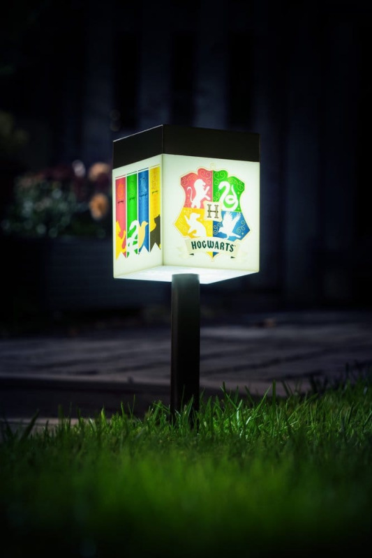 Harry Potter LunaGlo Solar Stake Light Hogwarts 1
