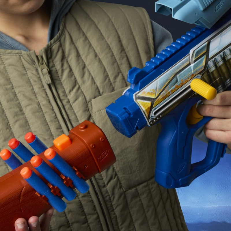 Star Wars: The Mandalorian and Grogu NERF Dart Blaster The Mandalorian 6