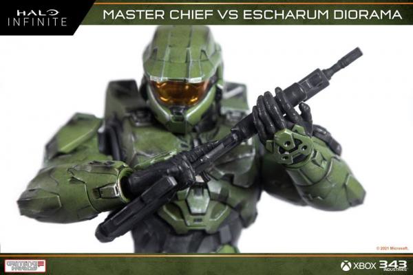 Halo Infinite: Master Chief vs. Escharum 1/8 Diorama - Gaming Heads