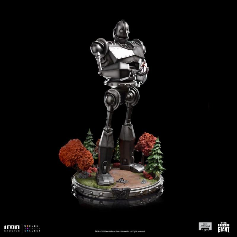 The Iron Giant: Iron Giant & Hogarth Hughes 1/20 Demi Art Scale Statue - Iron Studios