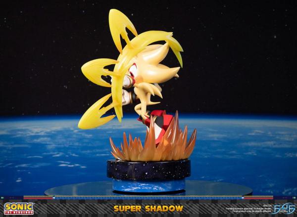 Sonic the Hedgehog: Super Shadow 50 cm Statue - First 4 Figures