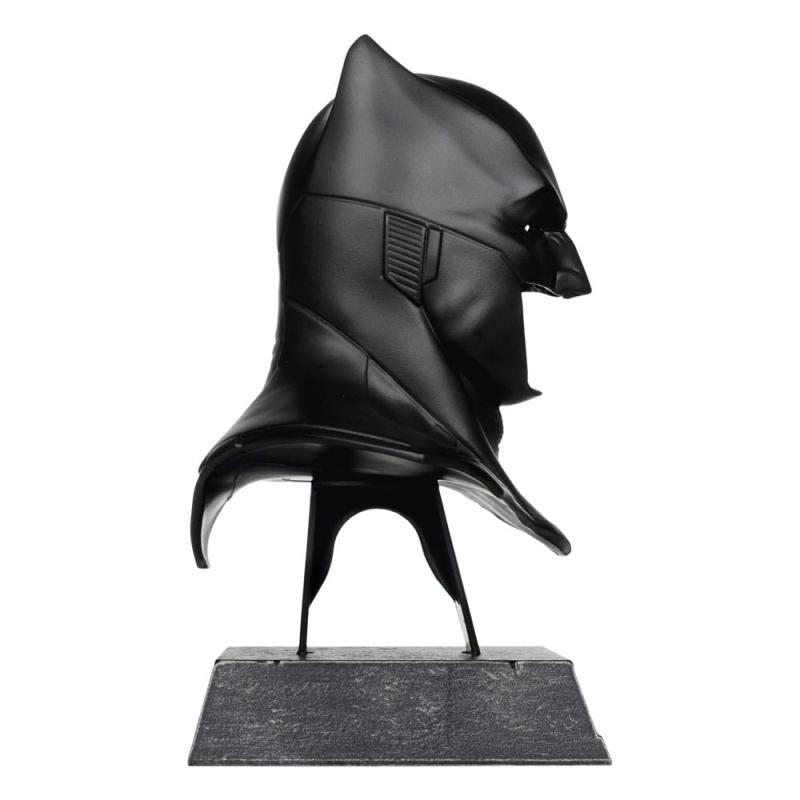 Batman DC Direct Mini Replica 1/3 Batman Cowl (Justice League Tactical Suit) 19 cm 5