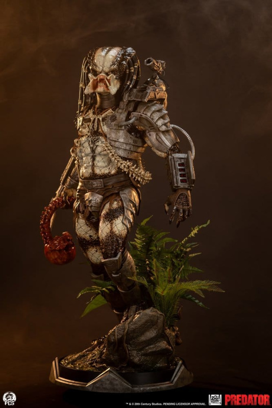 Predator Statue 1/2 Predator 117 cm 4