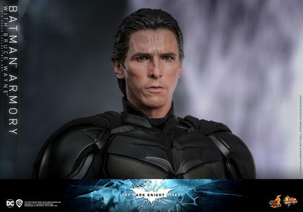 The Dark Knight Rises: Batman Armory w/Bruce Wayne 1/6 Action Figures & Diorama - Hot Toys