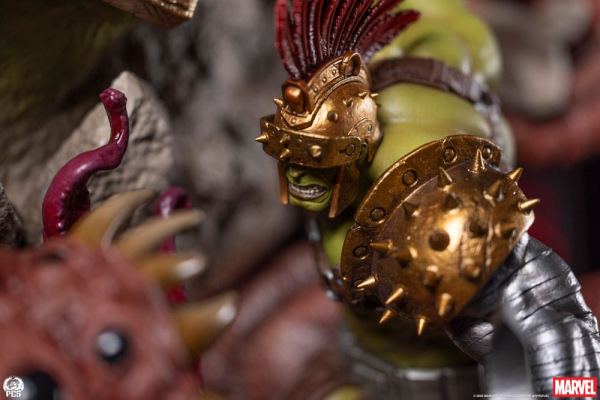 Marvel Fine Art Bust Planet Hulk 56 cm 12