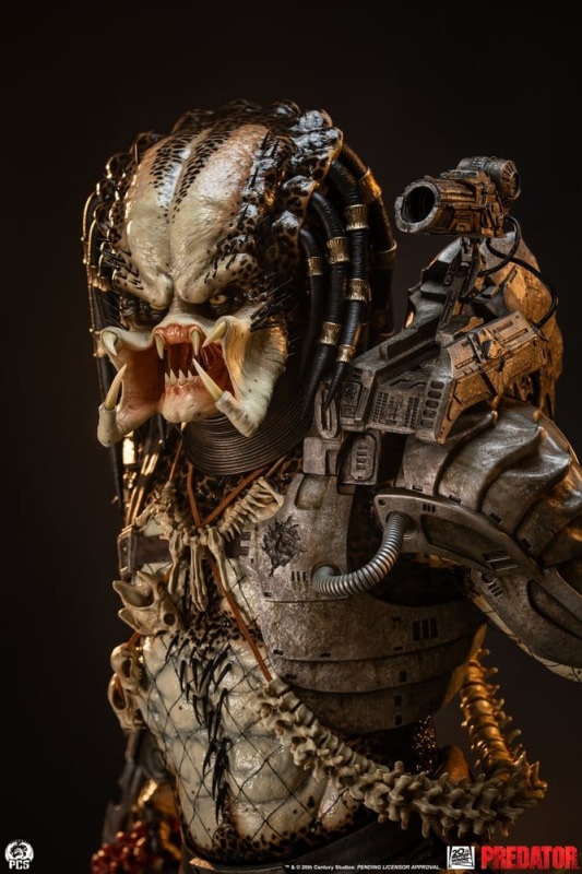 Predator Statue 1/2 Predator 117 cm 5
