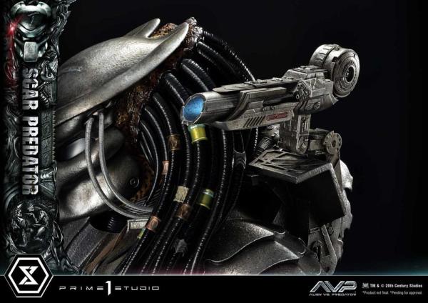 The Alien vs. Predator: Scar Predator 1/3 Museum Masterline Series Statue - P1