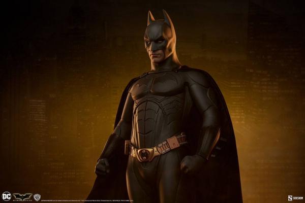 Batman Begins: Batman 65 cm Premium Format Statue - Sideshow Collectibles