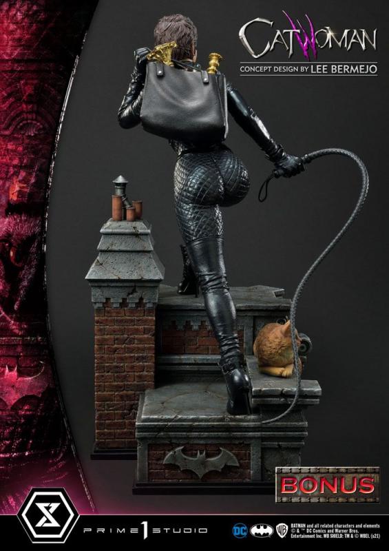 DC Comics: Catwoman 1/3 Deluxe Bonus Version Statue - Prime 1 Studio
